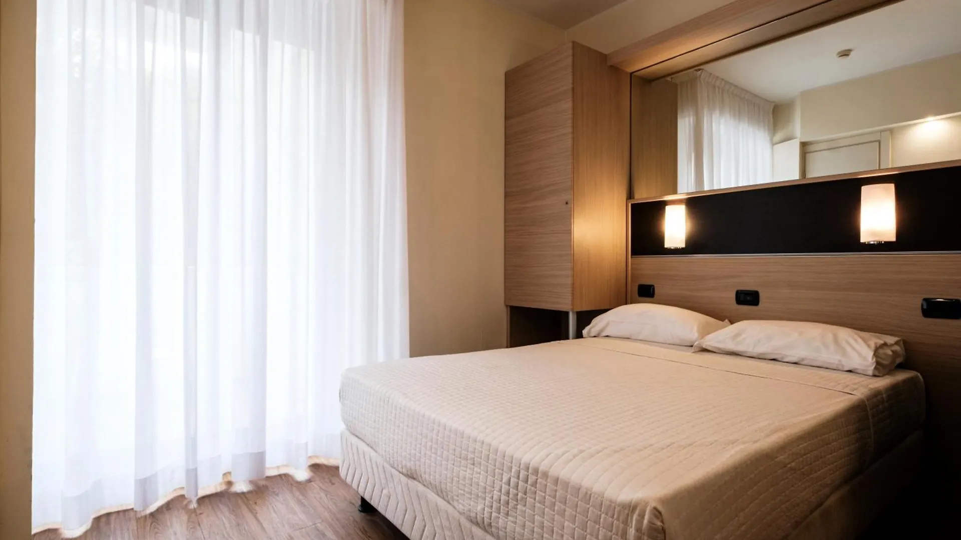 Augustus Hotel Riccione 4*,